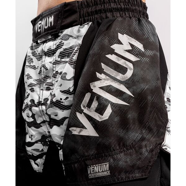 Шорты Venum Defender Fightshorts VENUM-03799 Интернет-магазин Ok-Sport.kz Шорты Venum Defender Fightshorts VENUM-03799 Интернет-магазин Ok-Sport.kz
