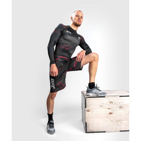Рашгард UFC Venum Authentic Fight Week 2.0 VNMUFC-00110 Интернет-магазин Ok-Sport.kz Рашгард UFC Venum Authentic Fight Week 2.0 VNMUFC-00110 Интернет-магазин Ok-Sport.kz