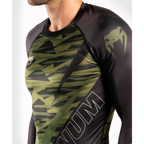 Рашгард Venum Contender 5.0 VENUM-03569 Интернет-магазин Ok-Sport.kz Рашгард Venum Contender 5.0 VENUM-03569 Интернет-магазин Ok-Sport.kz